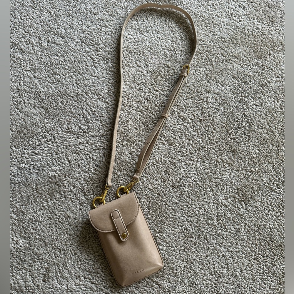 Fawn Design Cellphone crossbody purse/holder